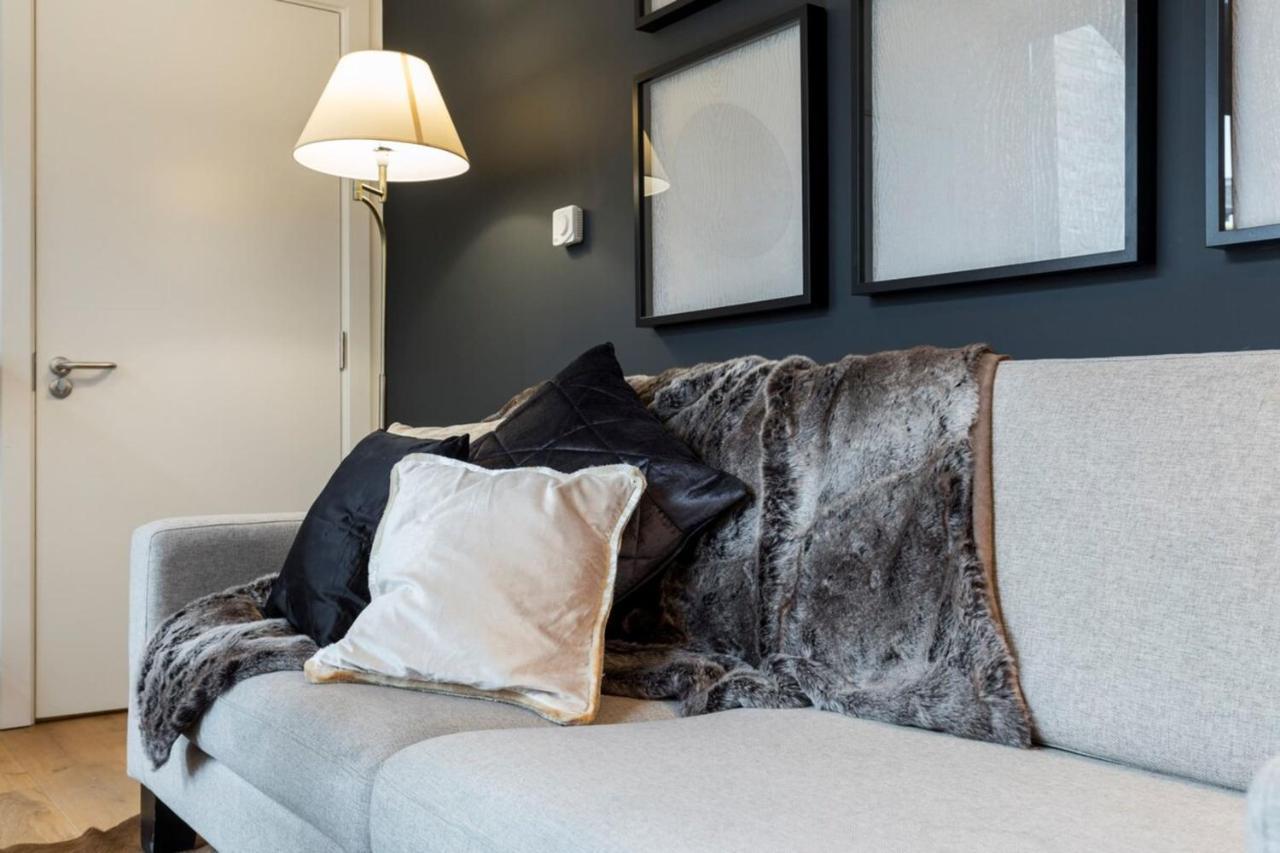Apartment Modern & Designed 2 Bed Penthouse Apt Sleeps Five